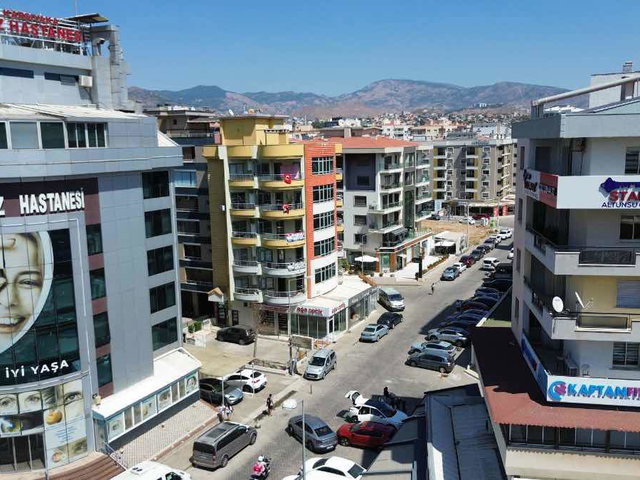 KARŞIYAKA YALI MAH.GÖZ HASTANESİ YANI SATILIK 3+1