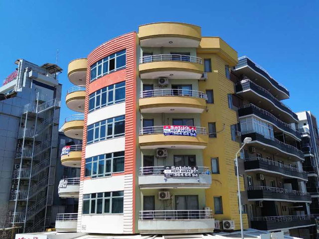 KARŞIYAKA YALI MAH.GÖZ HASTANESİ YANI SATILIK 3+1