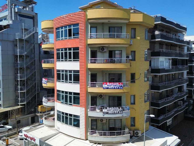 KARŞIYAKA YALI MAH.GÖZ HASTANESİ YANI SATILIK 3+1