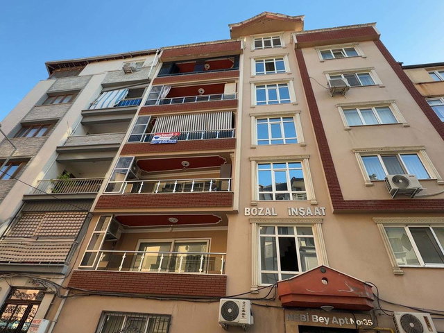 TEVFİKİYE'DE ÇARŞI İÇİNDE | 3+1 | 134 M² | 2 BALKON | ARA KAT | JAKUZİ