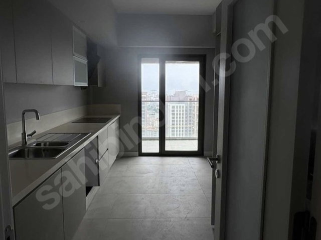 FİKİRTEPE 6.ETAP'TA TERASLI&DENİZ MANZARALI KİRALIK 3+1 DAİRE