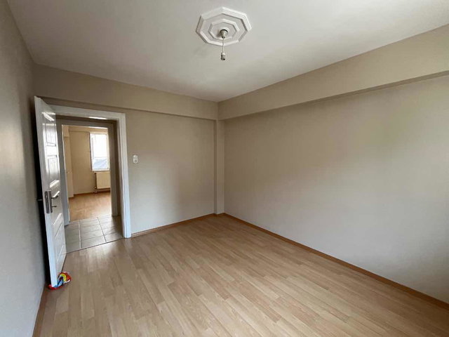 REMAX SOFT'TAN ERENLER MAHALESİN'DE 3+1 115 M2 KİRALIK DAİRE