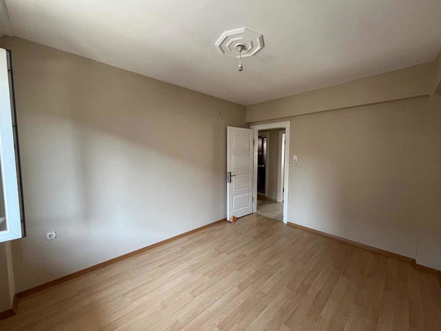 REMAX SOFT'TAN ERENLER MAHALESİN'DE 3+1 115 M2 KİRALIK DAİRE