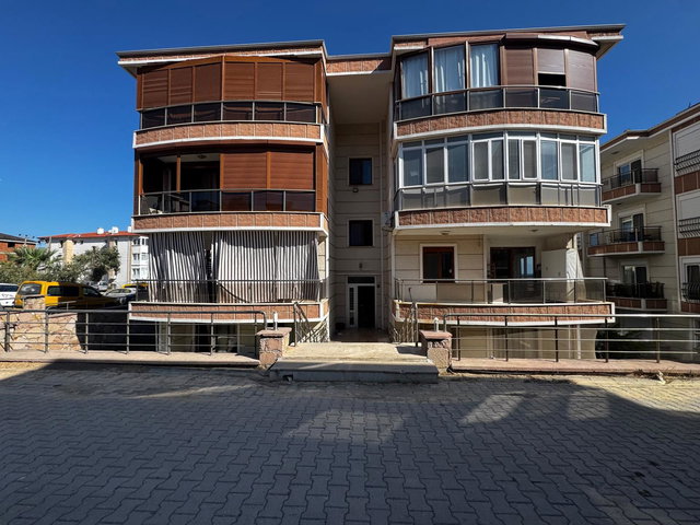 AYVALIK ALİ ÇETİNKAYA’DA 1+1 KİRALIK DAİRE