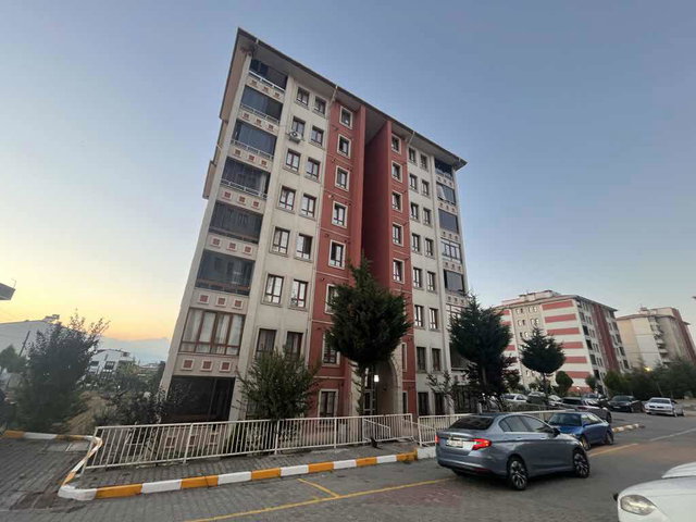 ÇAYIROVA EMEK TOKİ KONUTLARI 2+1 KİRALIK DAİRE