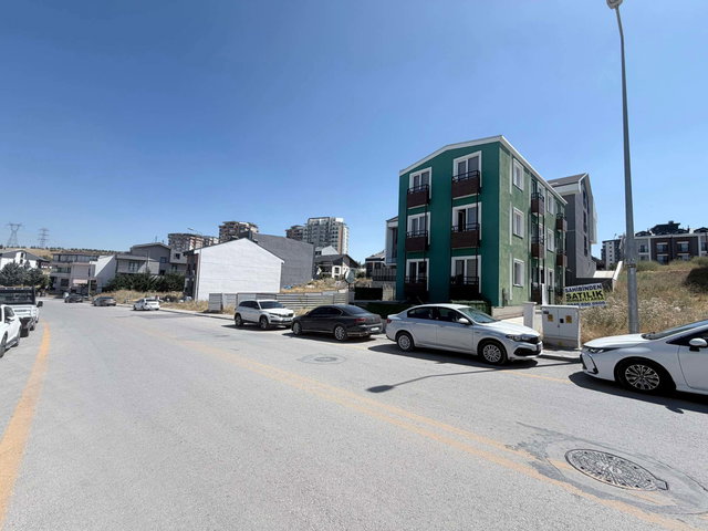 YAŞAMKENT’TE EŞYALI KİRACILI SATILIK 1+1 DAİRE