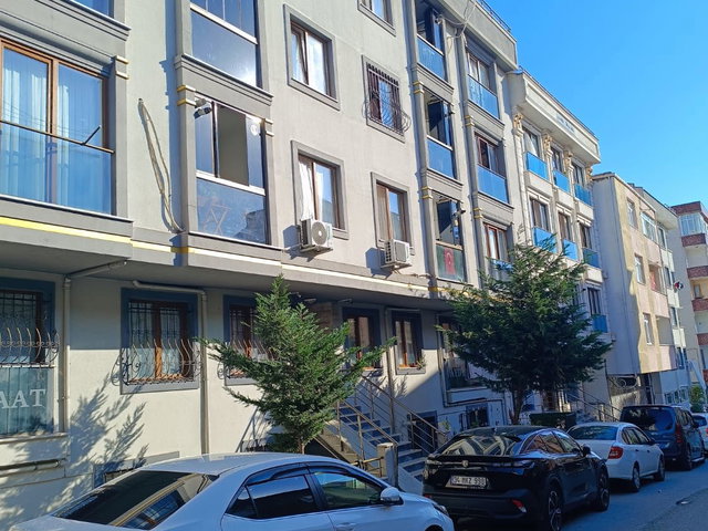 ZÜMRÜTEVLERDE SATILIK 2+1 DAIRE