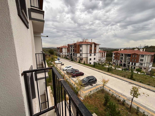 REMAX-HÜR MÜGE ERGÜN AYDAŞ'TAN ALANDÜZÜ' NDE KİRALIK DAİRE.