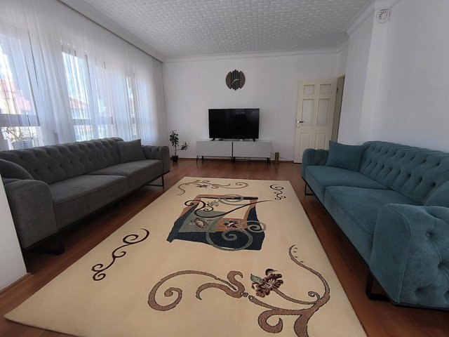 UFUKTEPE'DE  GENİŞ  3+1 BAKIMLI SATILIK DAİRE