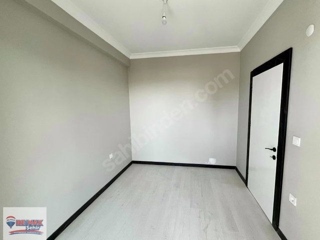 REMAX ŞEHİR AKYOL PREMIUM LOUNGE SATILIK KİRACILI 1+1 DAİRE