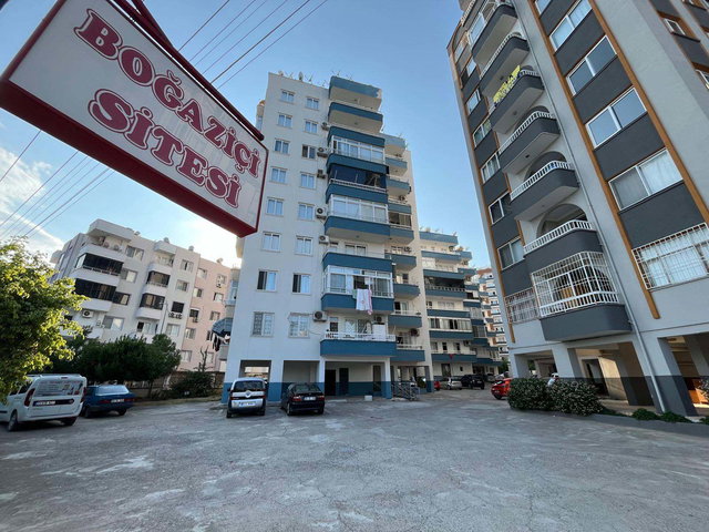 REMAX RİNA'DAN BOĞAZİÇİ SİTESİNDE DENİZ MANZARALI 2+1