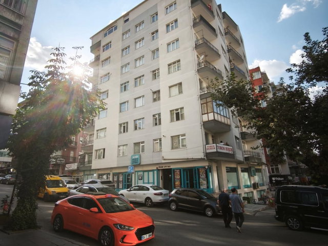 MALTEPE'DE  SATILIK 3+1 KONUT&İŞYERİ