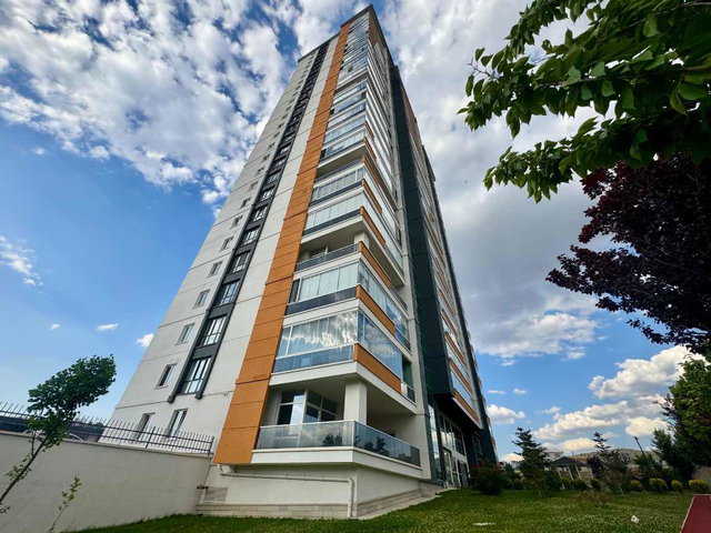 VENT KULE'DE 5+1 LÜKS DAİRE