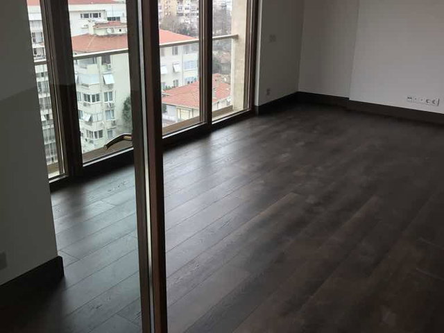 CADDEBOSTAN SAHİLDE YENİ, SIFIR KİRALIK 3+1 SÜPER LÜKS DAİRE.