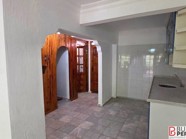 REMAX BURAK PERKİM’ DEN FETHİYE ÇALIŞ’TA PLAJA YÜRÜME MESAFESİNDE CADDE CEPHELİ 4+1 VİLLA