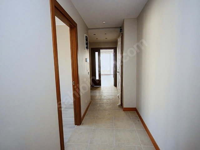 CADDEBOSTAN'DA GENIŞ 3+1 DAIRE, BAĞDAT CADDESI YAKINI