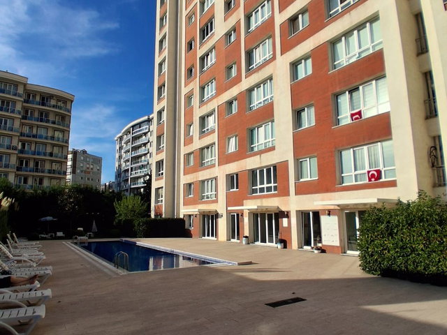 LOKUM REZİDANS HAVUZ CEPHE KİRALIK 1+1 DAİRE