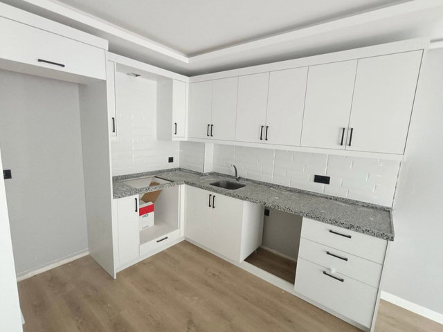 REMAX GAYRİMENKUL ÜLKÜ UZUN'DAN ERİKLİMAN MAH. 1+1 KİRALIK DAİRE