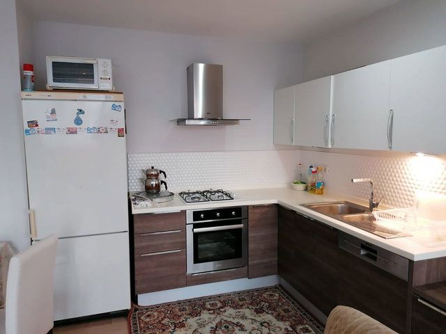 GÜZELOBA MAH LÜKS BİNADA KİRALIK ARA KAT DAİRE