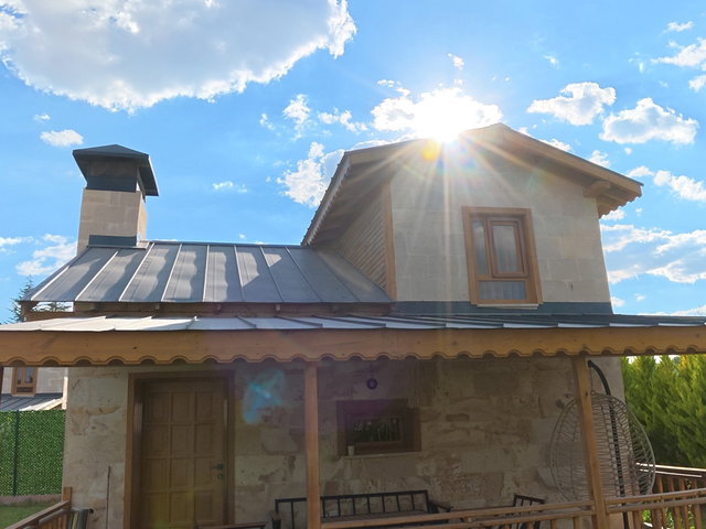 KAZAN DOĞABAHÇE’DE SİTE İÇİNDE ŞÖMİNELİ EŞYALI VİLLA 408 M² ALAN