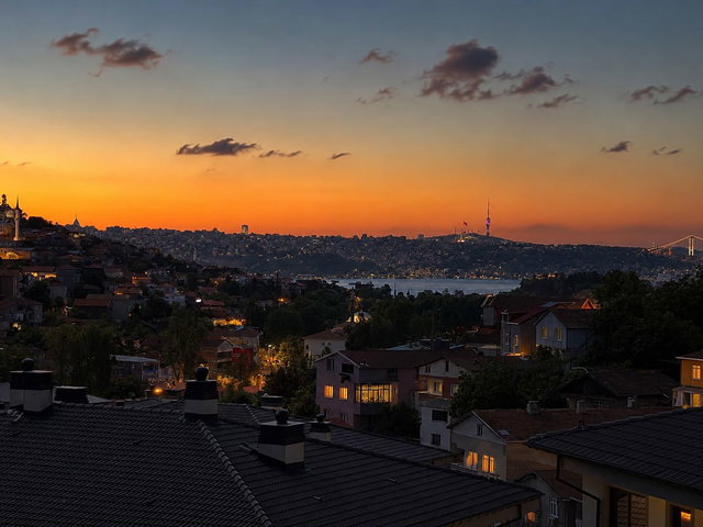 2 KÖPRÜ & ÇAMLICA CAMİİ İLE EŞSİZ MANZARALI 3+1 SATILIK DAİRE