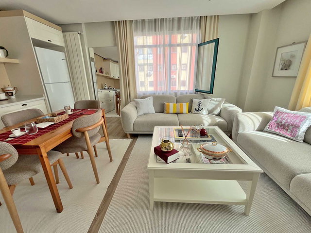 MALTEPE CEVİZLİ MARMARAY'A YAKIN EŞYALI 1+1 SATILIK DAİRE