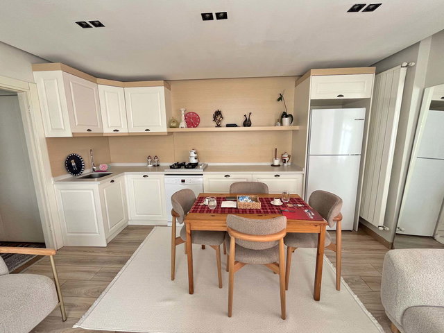MALTEPE CEVİZLİ MARMARAY'A YAKIN EŞYALI 1+1 SATILIK DAİRE