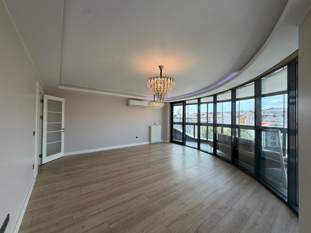 REAL MERTER’DE 3+1 130 M² NET 25 M² BALKON BOŞ SATILIK DAİRE
