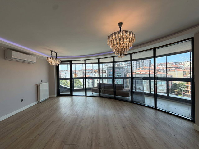 REAL MERTER’DE 3+1 130 M² NET 25 M² BALKON BOŞ SATILIK DAİRE