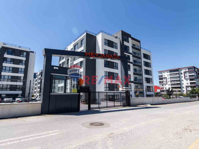 ERYAMAN MEYDAN ADA SİTESİ'NDE SATILIK 3+1 DAİRE