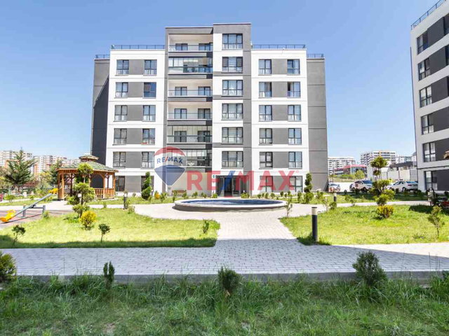 ERYAMAN MEYDAN ADA SİTESİ'NDE SATILIK 3+1 DAİRE