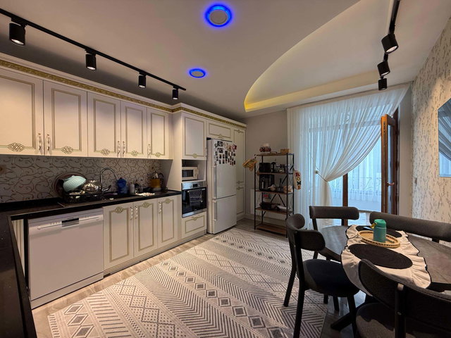 REMAX İLKE'DEN YILDIZKENT NURA REZİDANSTA 3+1 SATILIK LÜKS DAİRE