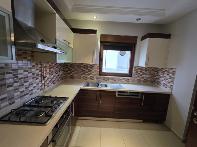 ÖMERPAŞA BAHARİYELİ SOKAKTA KİRALIK 3+1 DAİRE