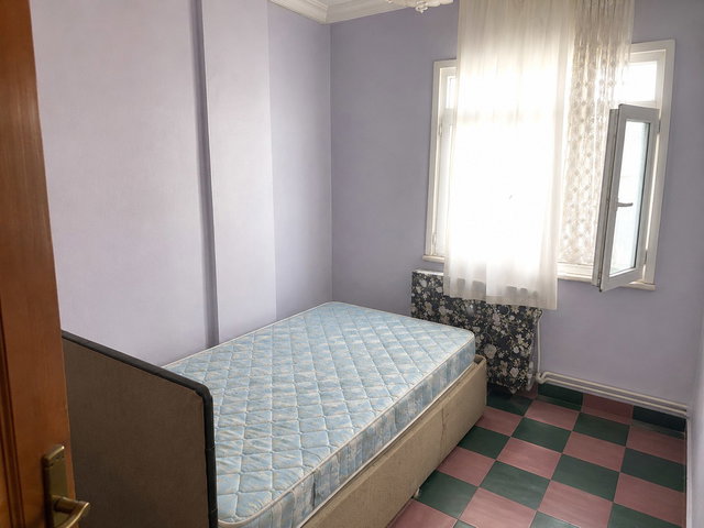 REMAX PRO2 EMRE’DEN MERKEZİ KONUMDA YATIRIMLIK ARA KAT DAİRE