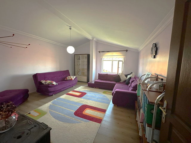 GÜNEYKENT SİTESİNDE FULL YAPILI SATILIK 8+3 VİLLA