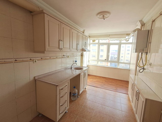 REMAX İLKE'DEN AYYILDIZ TOKİLER'DE 3+1 KİRALIK DAİRE