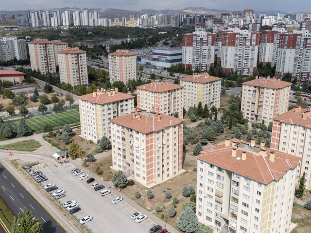 ERYAMAN GÖKSU GÖLÜ YANI SPOR SİTESİ 3+1 SATILIK DAİRE