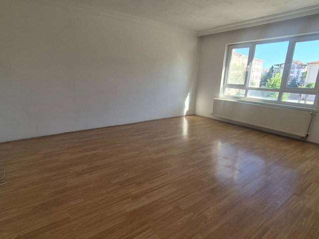 ANKARA ETIMESGUT TOPÇU MAHALLESI 3+1 SATILIK DAIRE