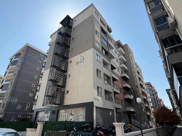 ÇANAKKALE MERKEZ TEKZEN BÖLGESİNDE SATILIK ARAKAT EŞYALI DAİRE