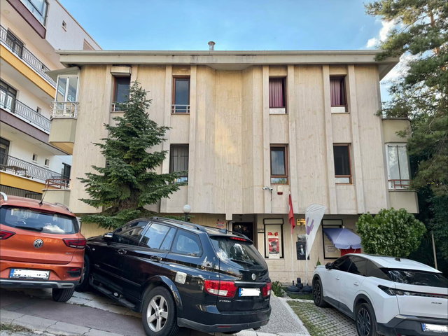 ÇANKAYA BÜYÜKESAT MAH’DE GENİŞ  3+1 SATILIK DAİRE