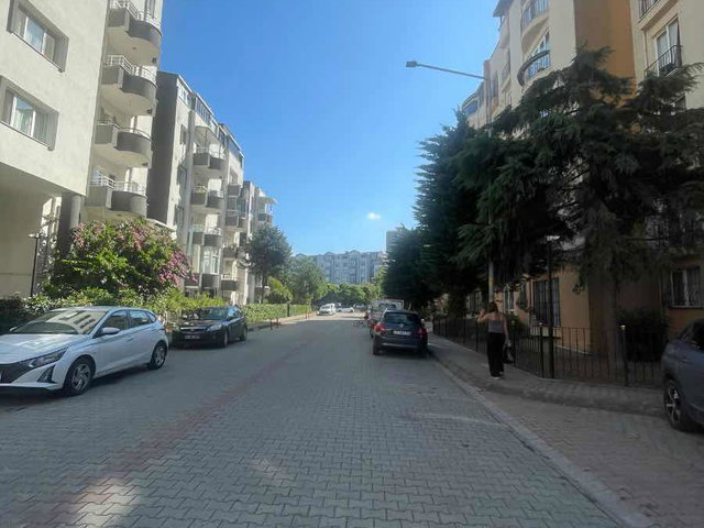 BAHÇEŞEHİR BOĞAZKÖY SERA EVLERİNDE İÇİ TEMİZ KİRALIK 3+1 DAİRE