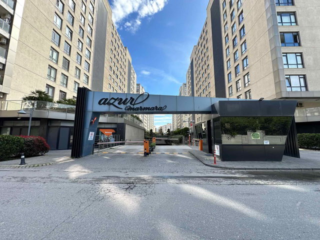 AZUR MARMARA SİTESİ BEYLİKDÜZÜ YEŞİLYURT CADDE 4+1 SATILIK DAİRE