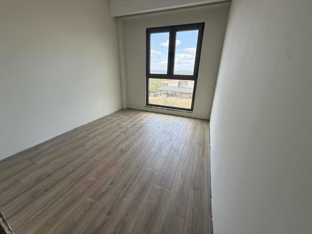 SANCAKTEPE’DE BAHÇE KATI 2+1 | 2 BANYO | BALKON | MERKEZİ ISITMA (PAY ÖLÇER)