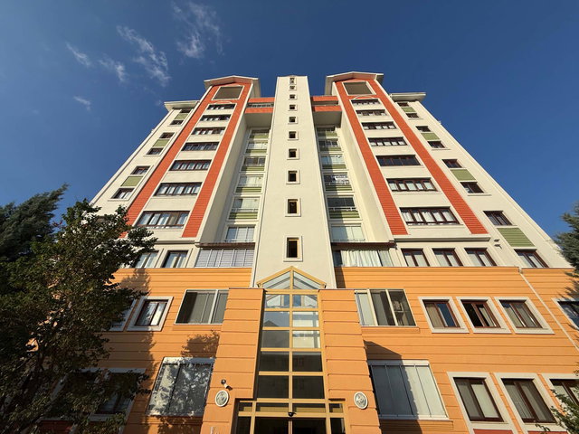ANGORA EVLERİ YASEMİN SK. F11 BLOK'TA KİRALIK 3+1 DAİRE