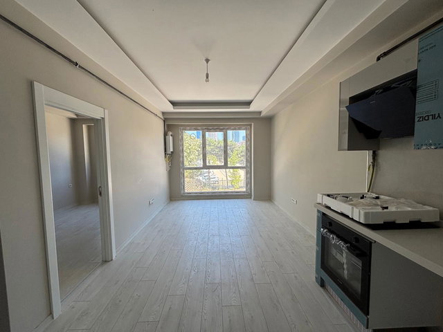 MALTEPE CEVİZLİ DRAGOS SUİTE'TE 1+1 K.OTOPARKLI SATILIK DAİRE