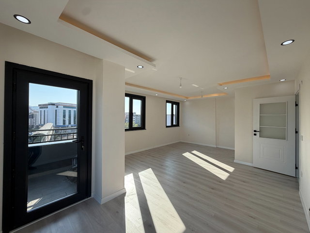 SULTANBEYLİ MUHTEŞEM KONUMDA 4+2 SATILIK DUBLEKS DAİRE