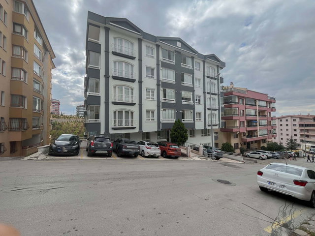 VADİ MANZARALI, KAPALI OTOPARKLI, YAPILI 3+1 DAİRE