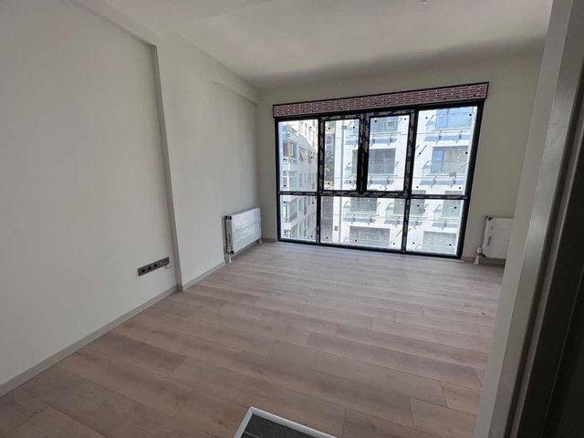 BEŞİKTAŞ IHLAMUR CADDESİN'DE SIFIR 2+1