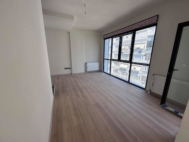 BEŞİKTAŞ IHLAMUR CADDESİN'DE SIFIR 2+1
