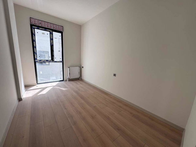BEŞİKTAŞ IHLAMUR CADDESİN'DE SIFIR 2+1